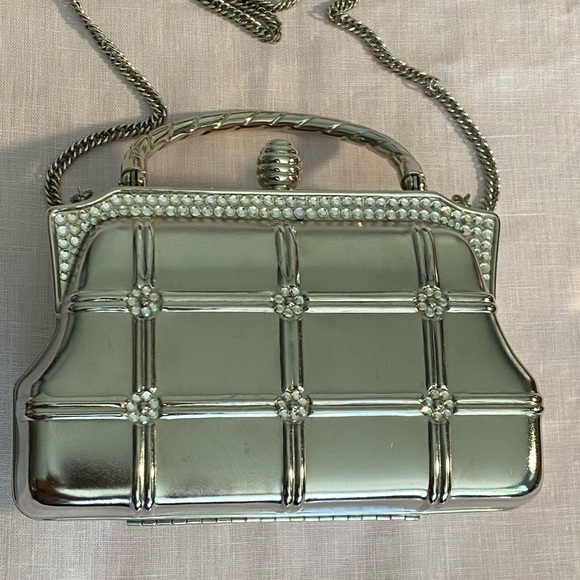 Hard Case Evening Crossbody/Bag W/ Rhinestones. Silver Metallic W/ 2 Options - Picture 1 of 10
